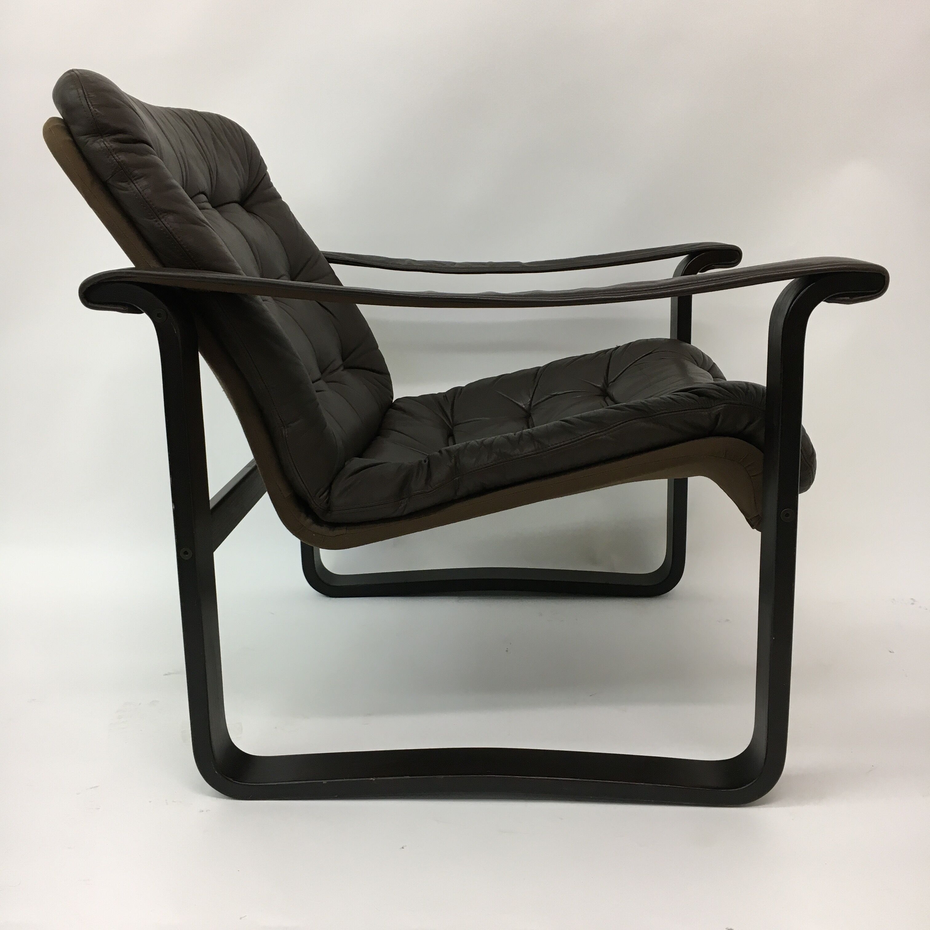 Mid-century safari lounge chair design by Oy Bj Dahlqvist ab, Finland, 1970s