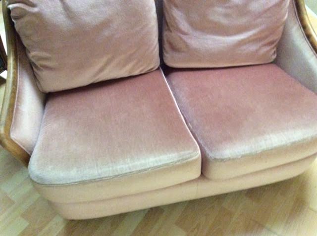 Sofa 2 places in pink velvet