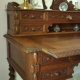 Neo-Renaissance oak cash desk and step