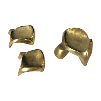 Suite of three bronze "ray"