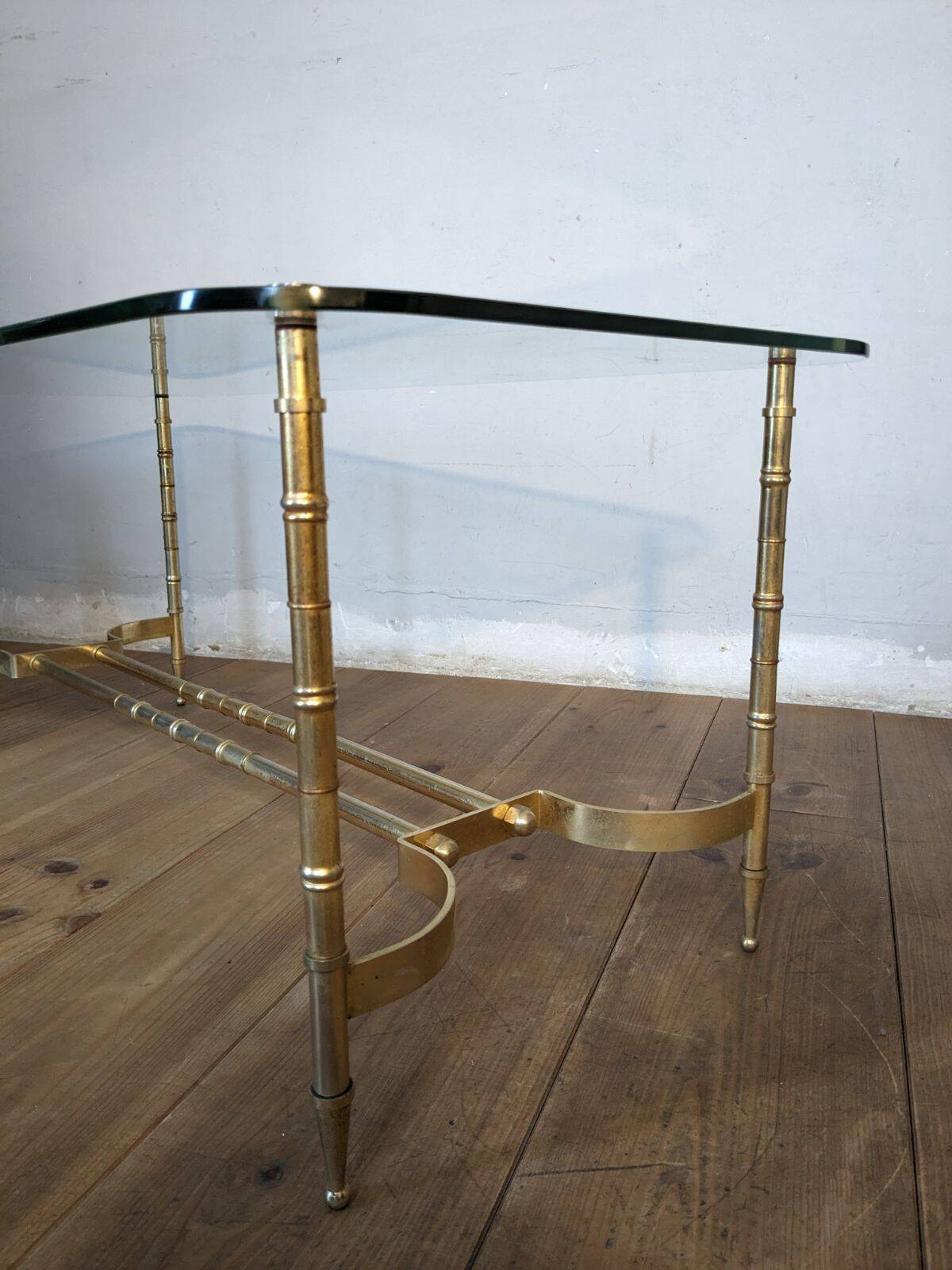 Designer coffee table in gold metal in bamboo style dlg rings