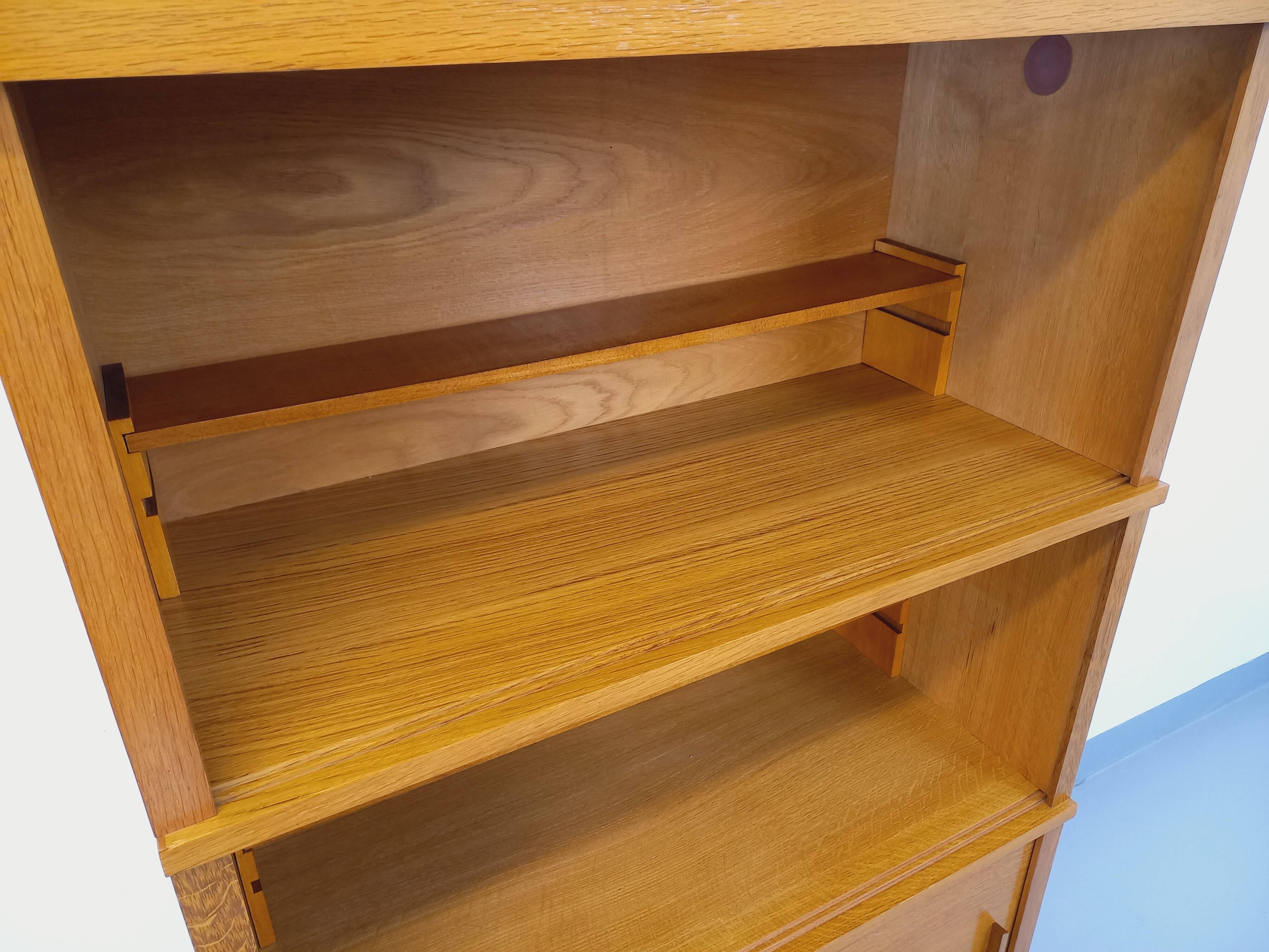 Vintage oak storage bookshelf from the 1960s.