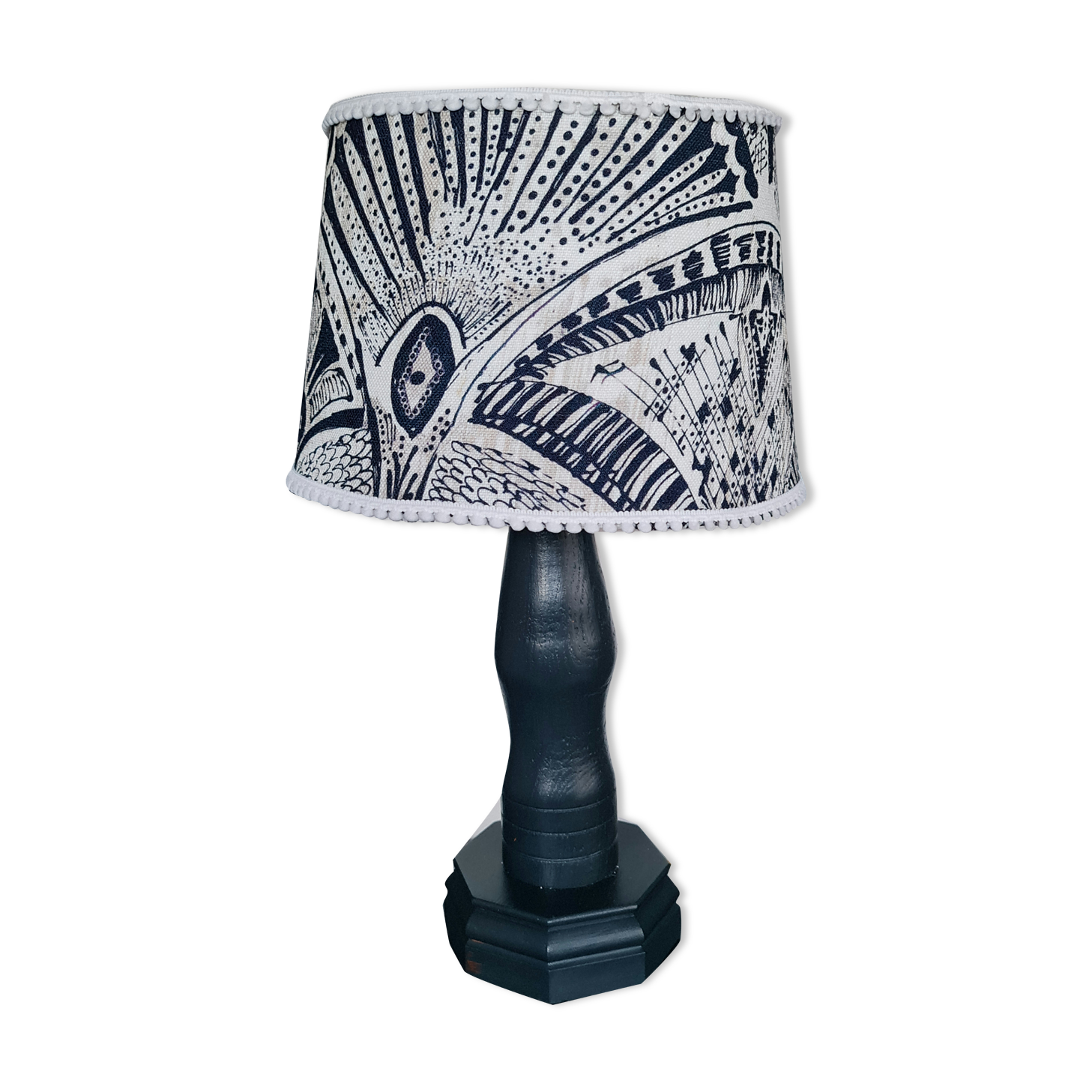 Lampe pied bois réalisé par ébéniste abat jour tissus créateur