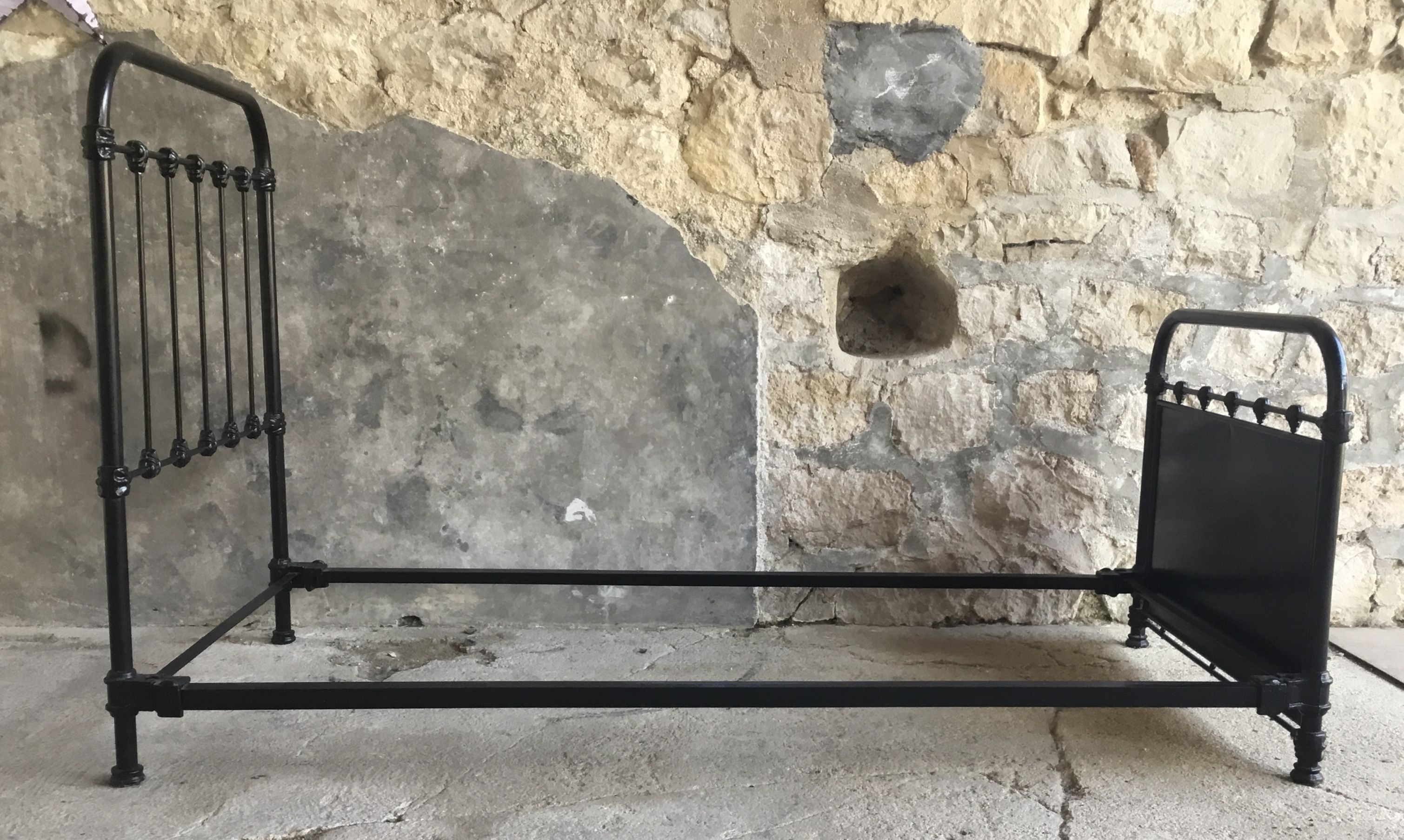 Metal bed frame XXth