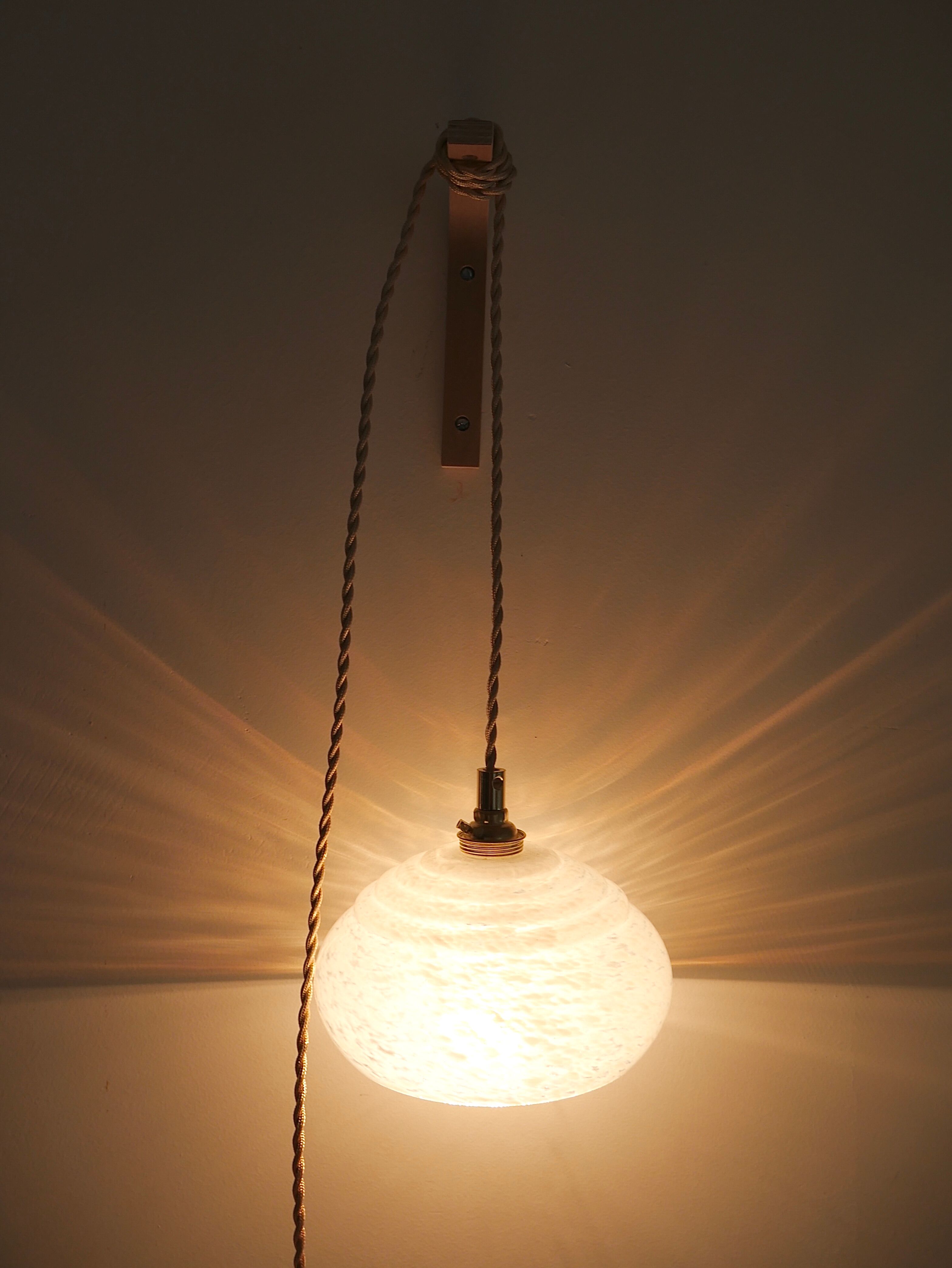 White Clichy glass hanging lamp