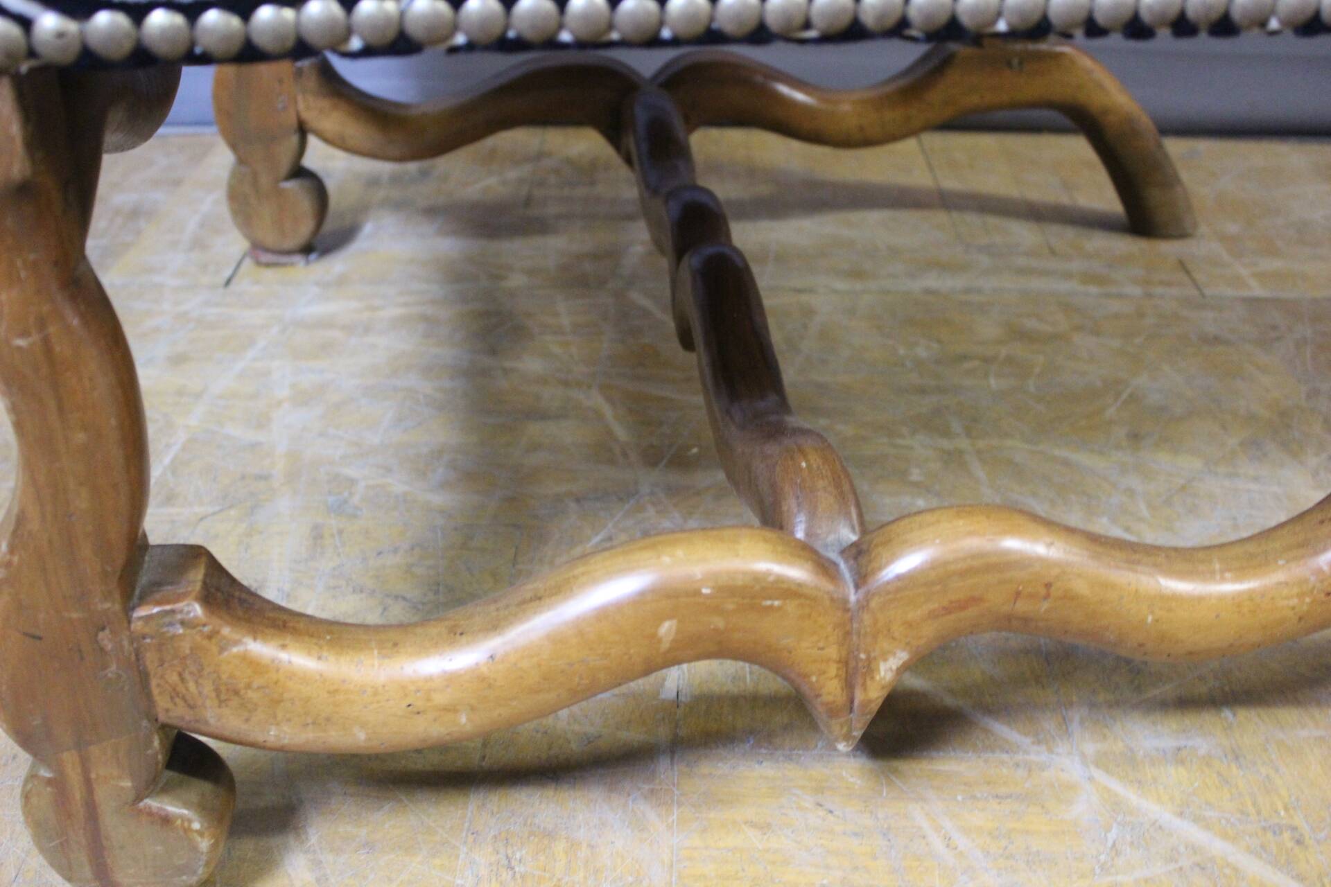 Louis XIV armchair in walnut, 18th century