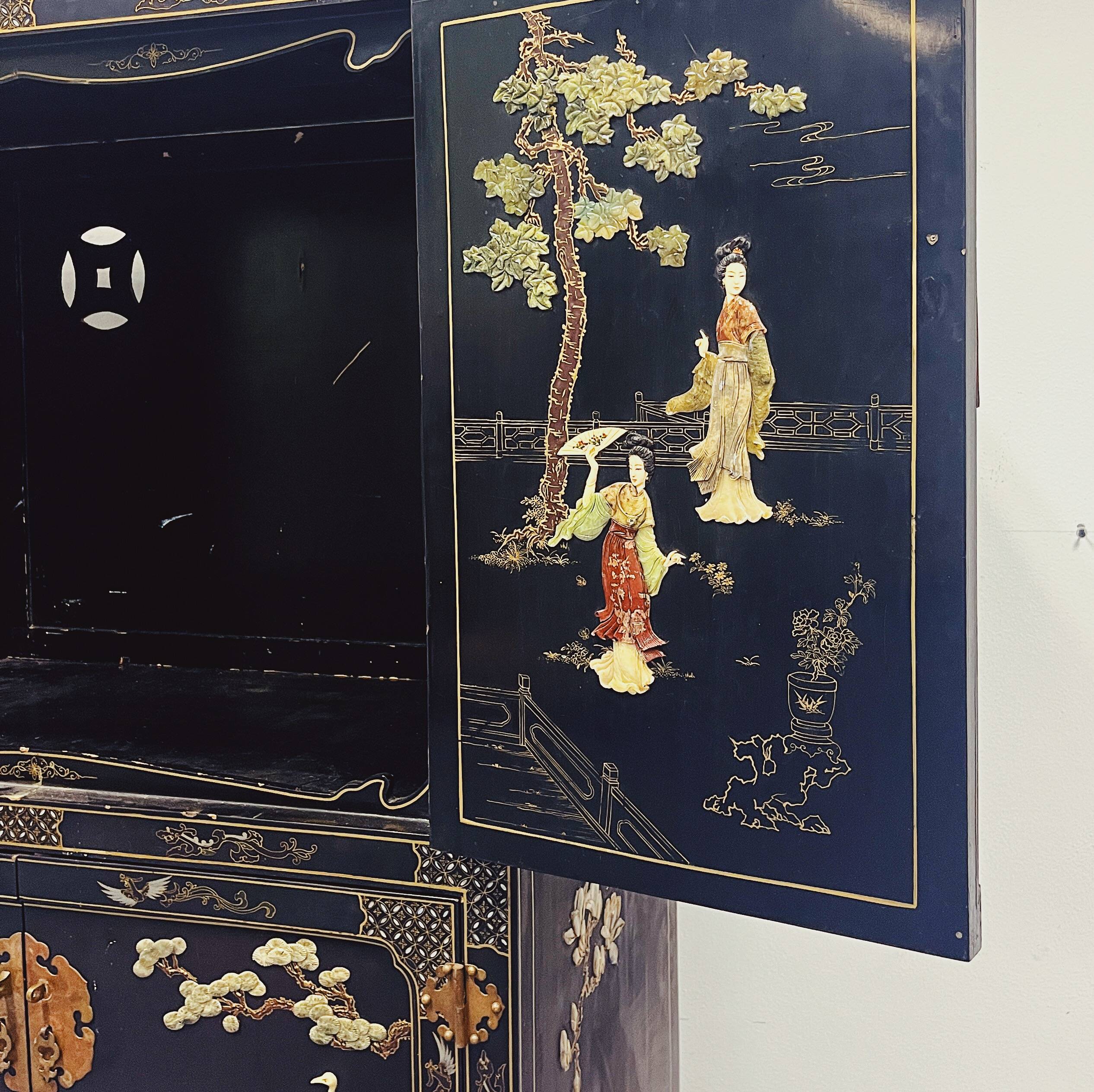 Chinese Bridal Closet