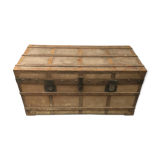 Travel trunk in wood, metal and canvas chest