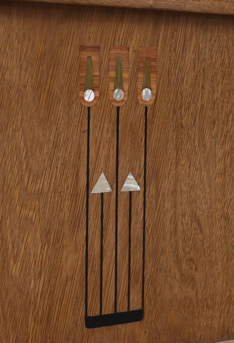 Oak dessert buffet in the style of Gustave Serrurier-Bovy, Art Deco – 1930