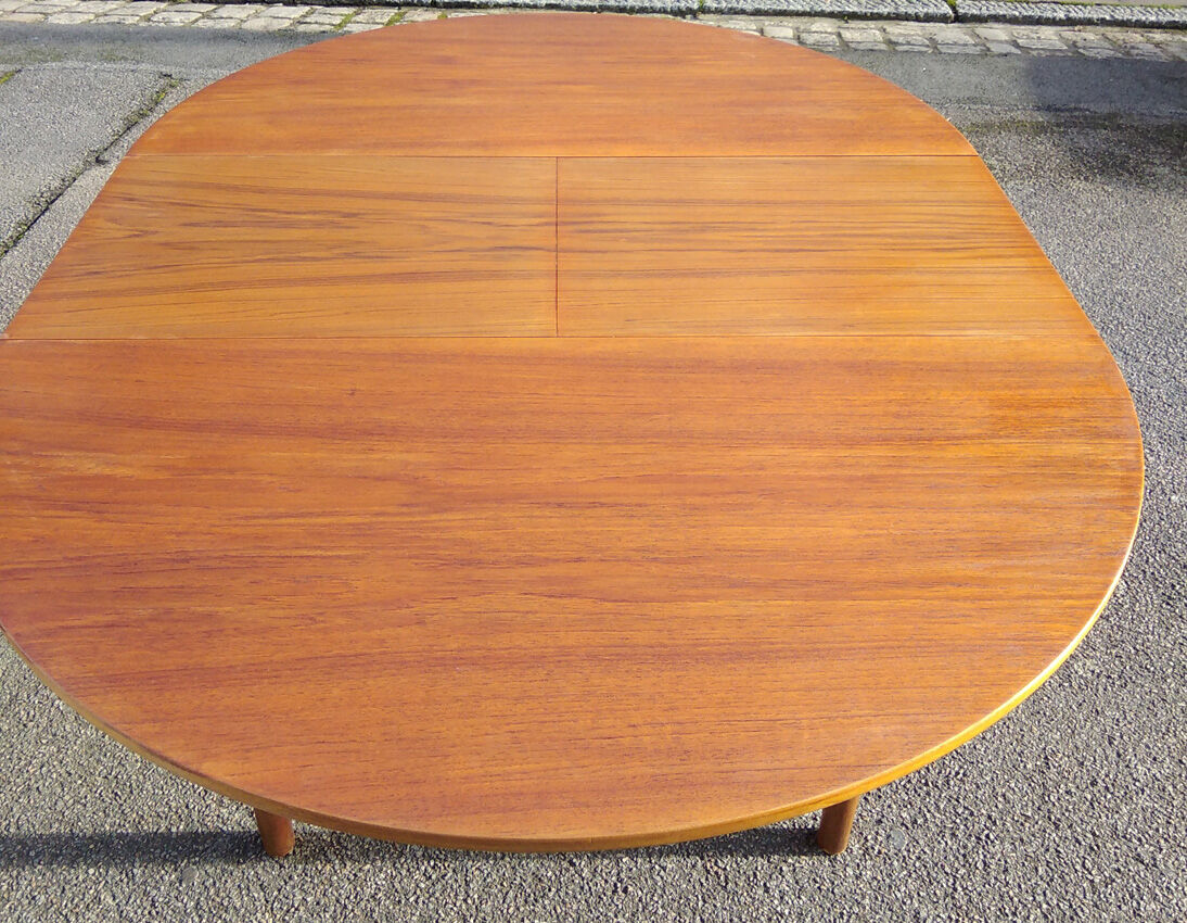 Teak dining table, Mac Intosh edition, 1960
