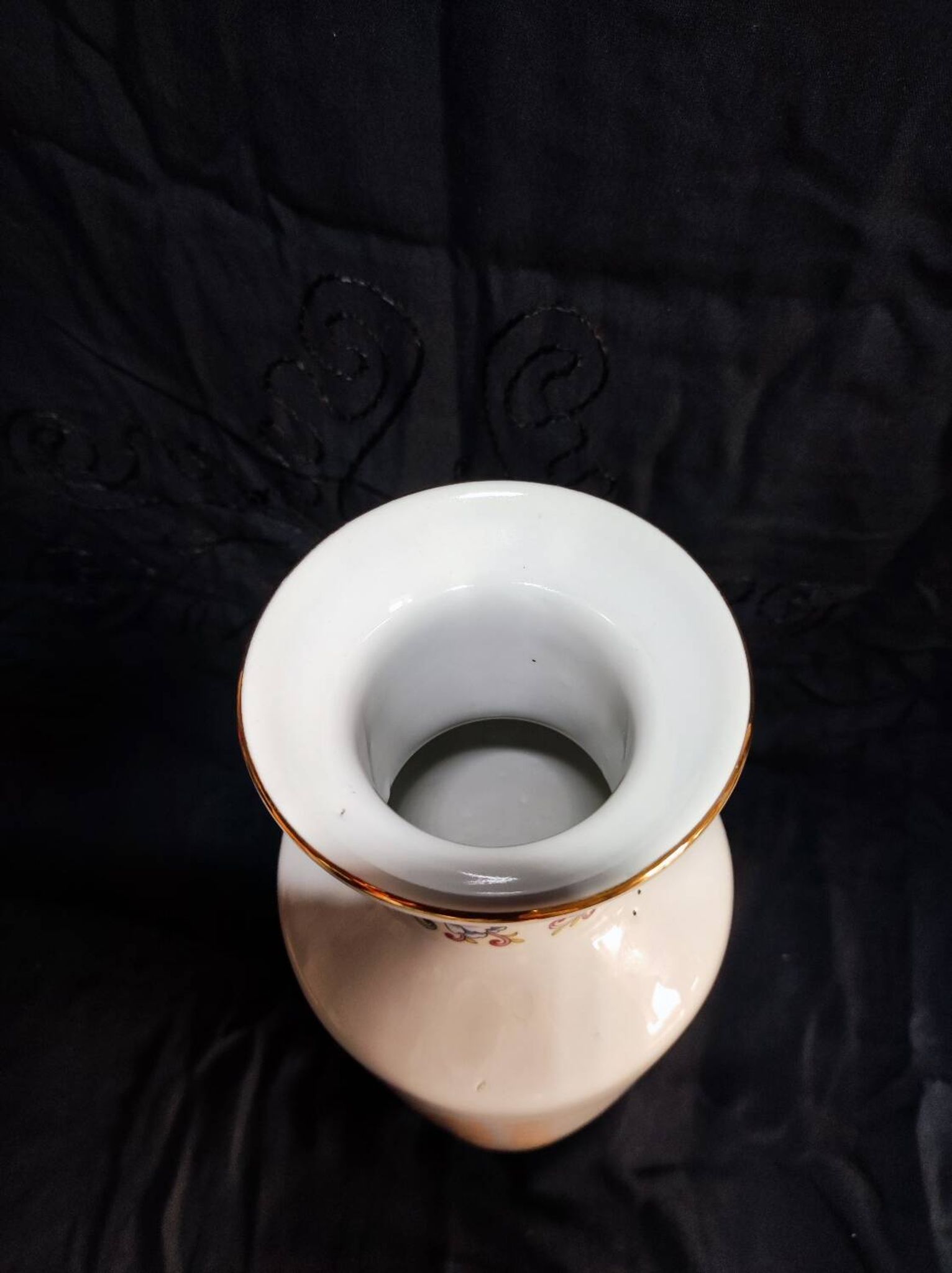 Vase paons en porcelaine