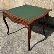 Table de jeu en bois d'acajou Napoléon III, 18ème siècle