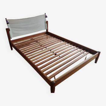 colonial style double bed