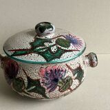Ceramic pot with lid