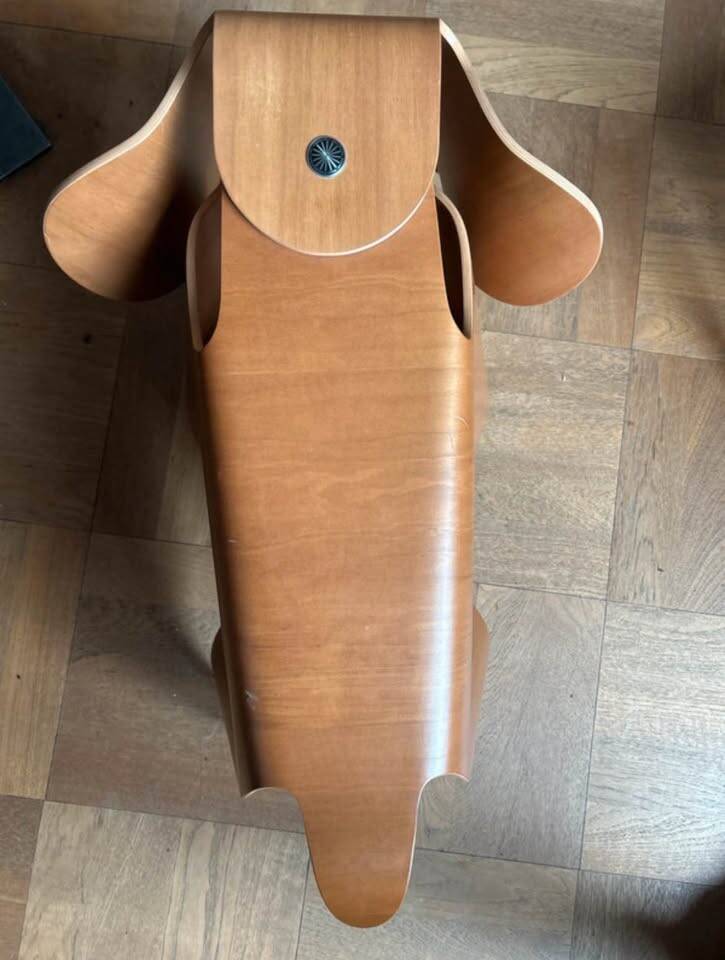 Eames Elephant – Vitra – Japanese Cherry – Official Edition