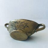 Bronze planter