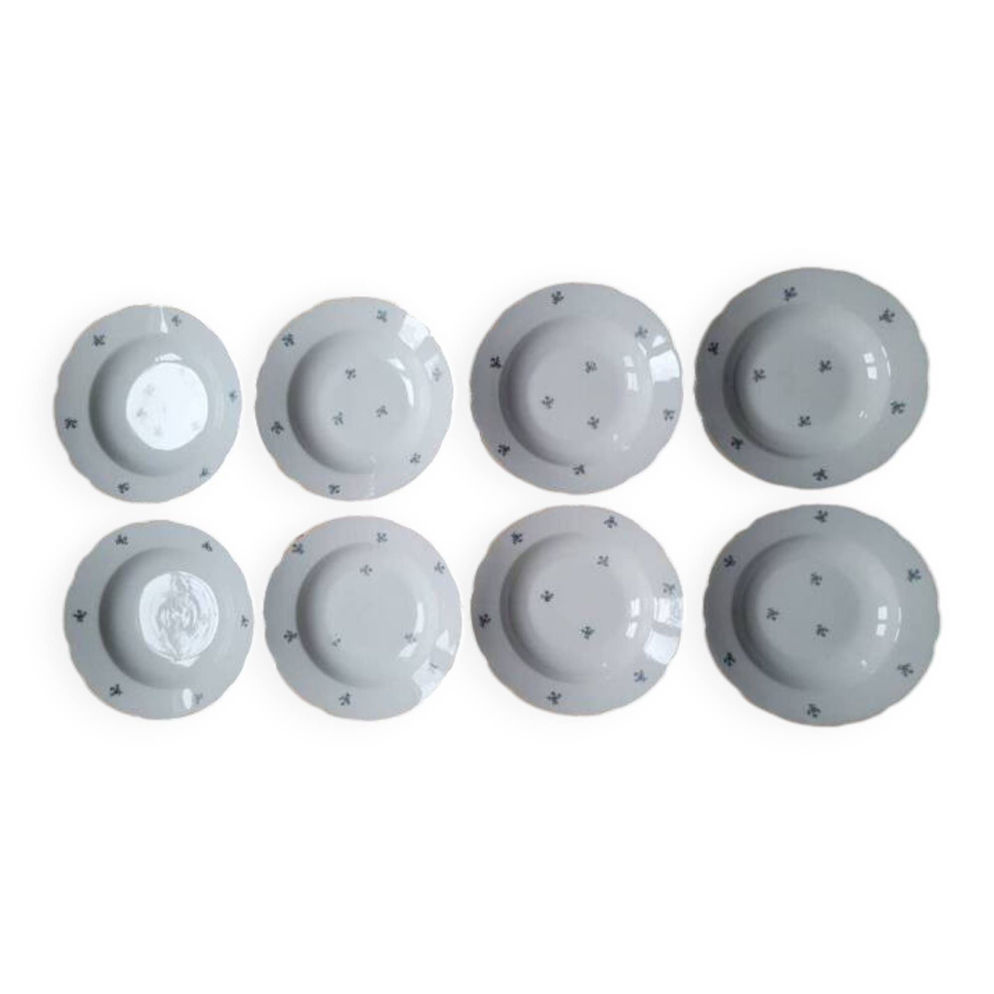 8 vintage soup plates