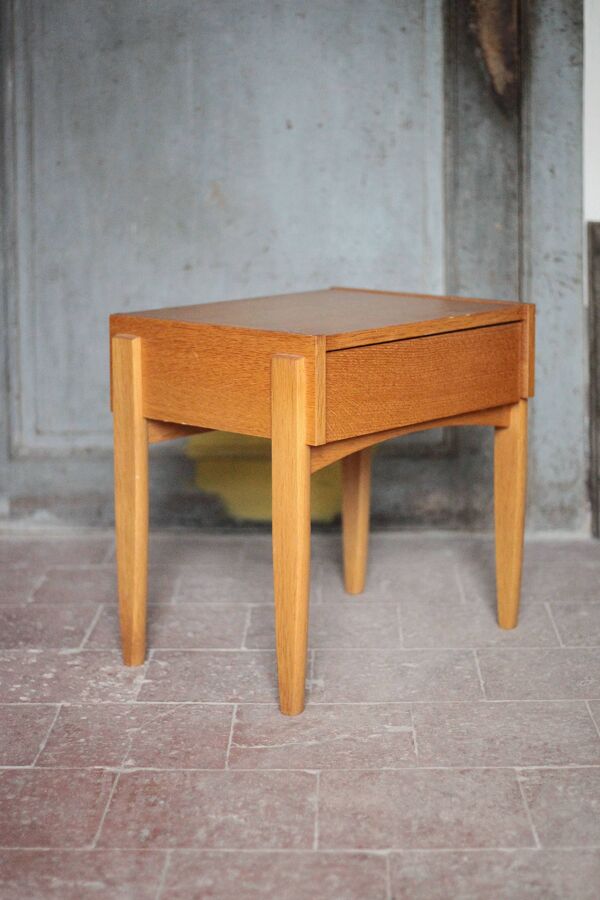 Table de nuit bois vintage, table de chevet, bout de canapé, moderniste