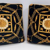 Paire de coussins noirs de haute qualité par Gianni Versace, Italie, années 1980-1990