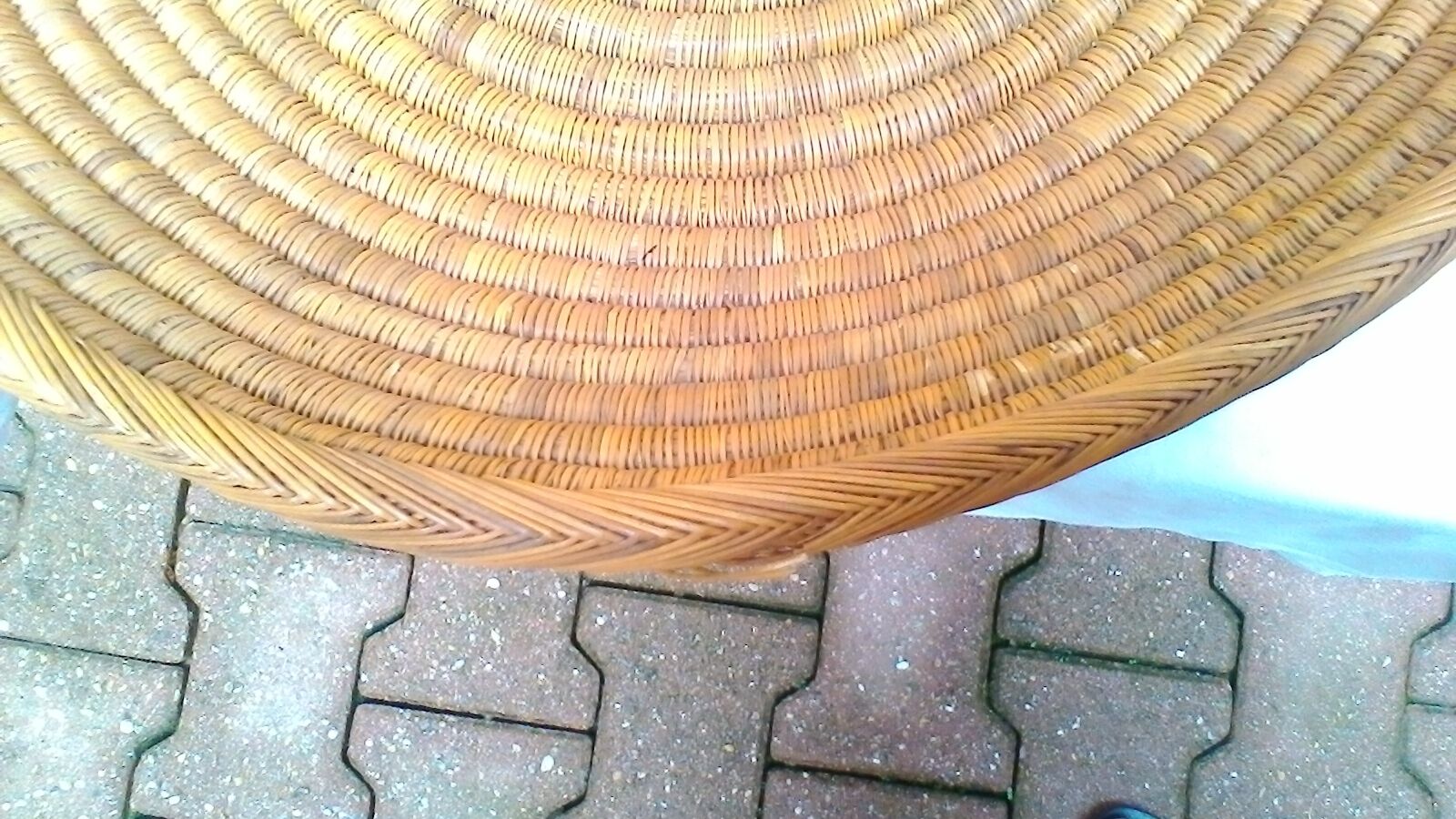 Woven basket