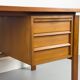 Bureau en teck du milieu du siècle par Svend Åge Madsen pour Sigurd Hansen, années 1960.