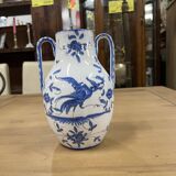 Small blue white asian vase