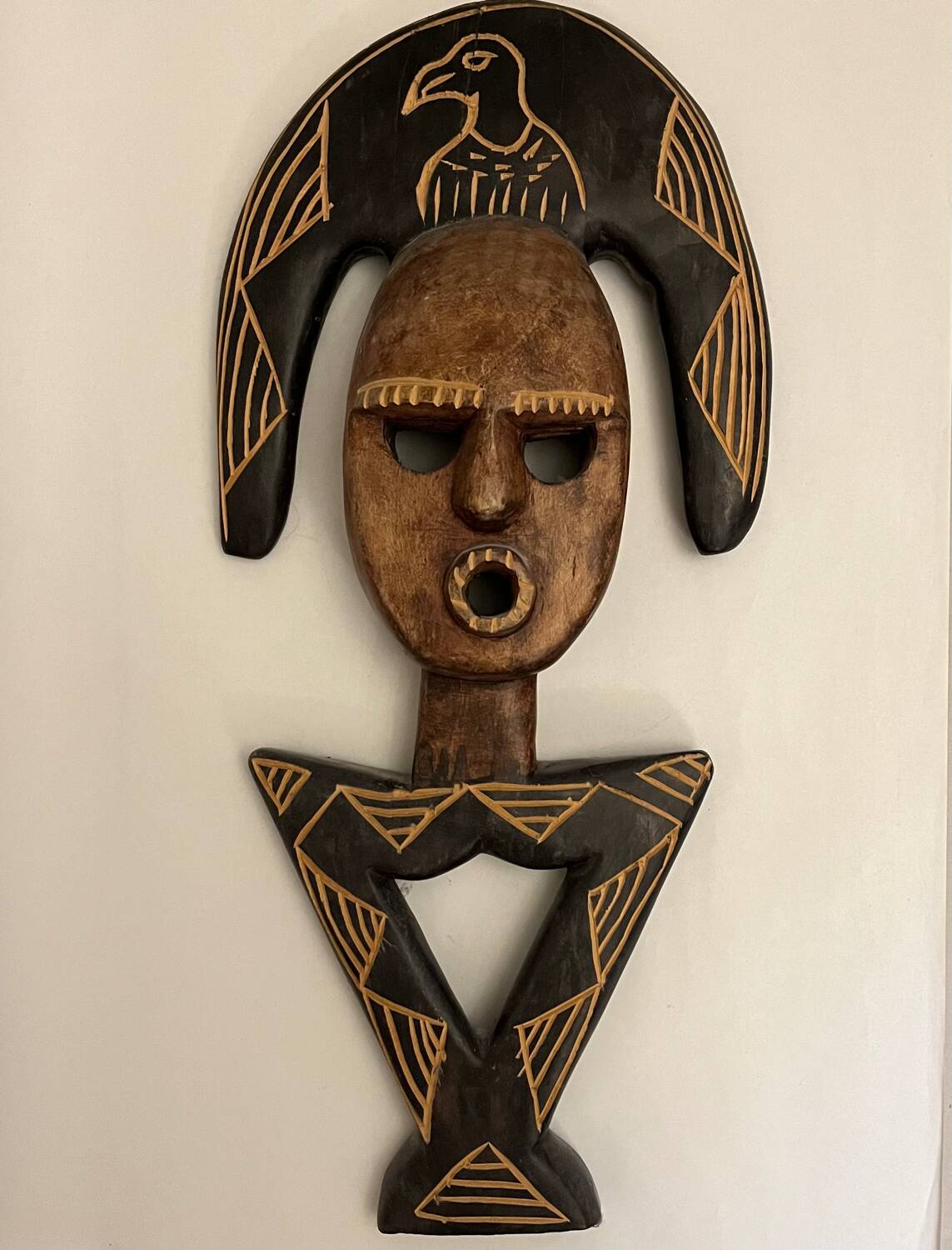 Masque africain en bois