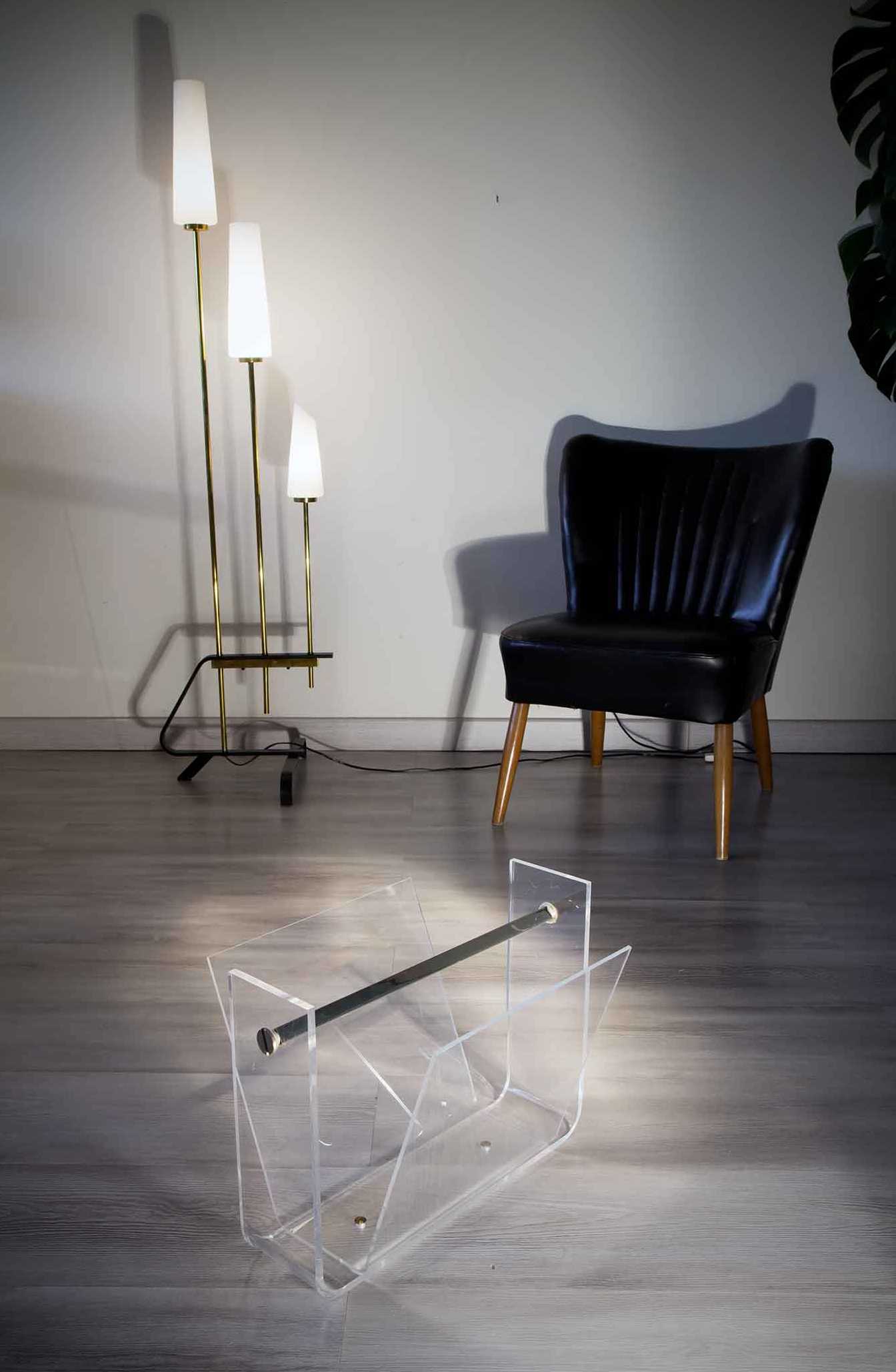 David Lange magazine-rack, in plexiglass and brass years 80