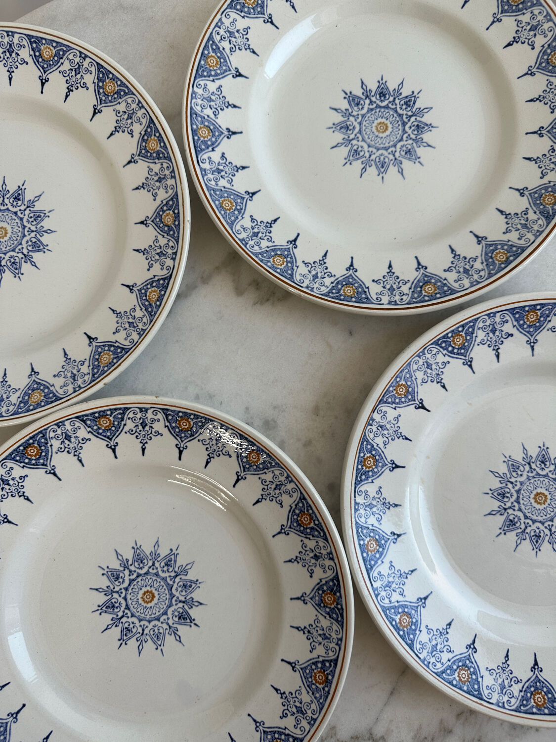 Lot de 4 assiettes Terre de fer St Amand