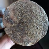 Bouteille ancienne d'eau minérale en grès de sel