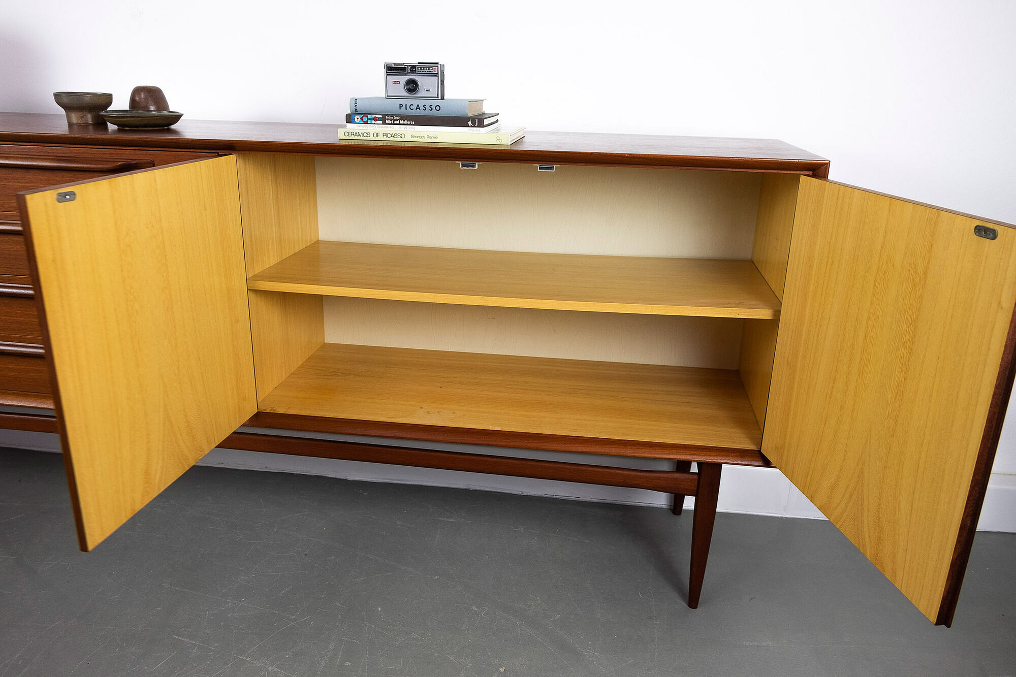 Sideboard in teak with drawers and 3 doors, 1960s