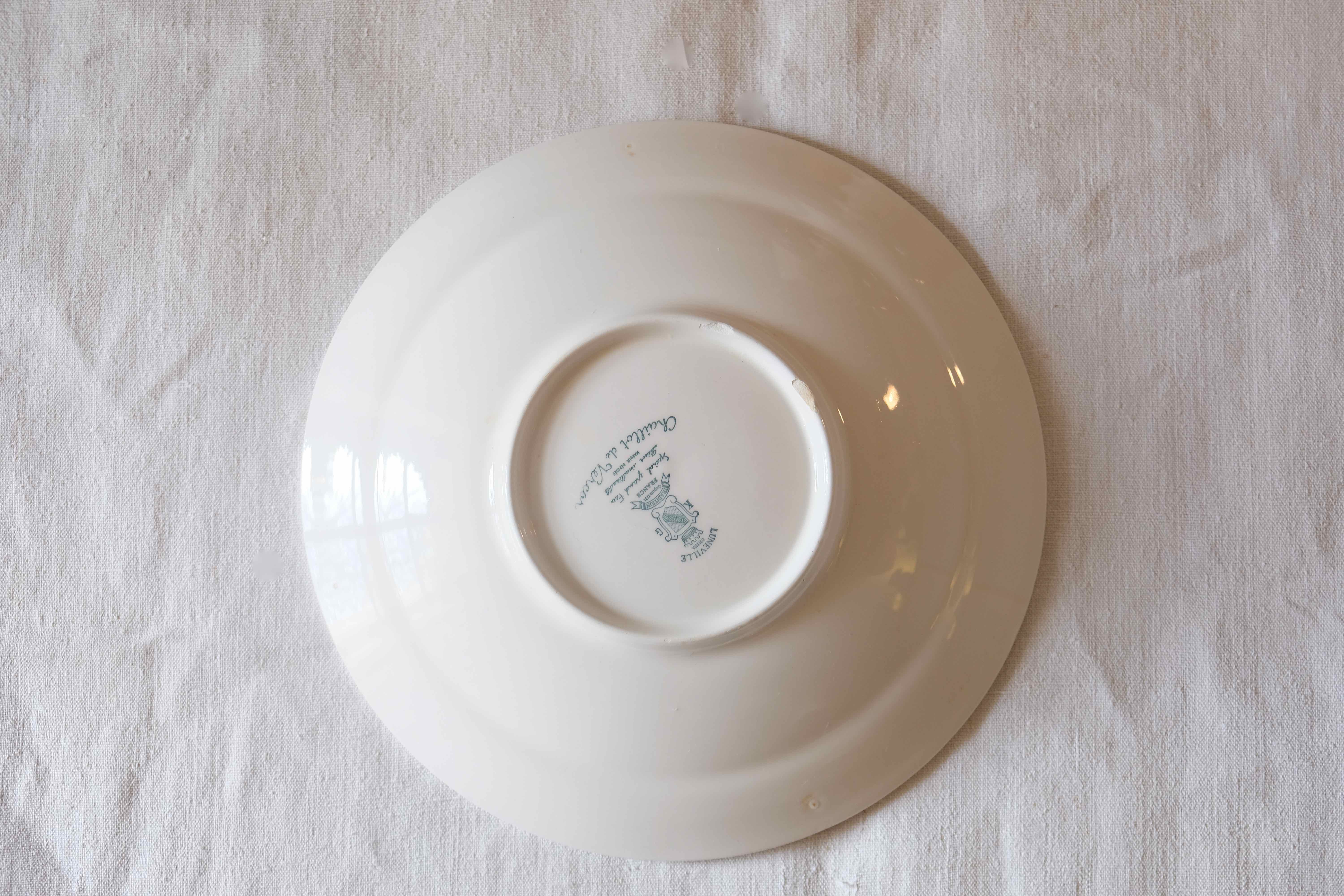 Flat faience of Lunéville China Keller & Guerin 1889 "Chaillot of Vercor" decoration in engraving enhanced drawing flowers