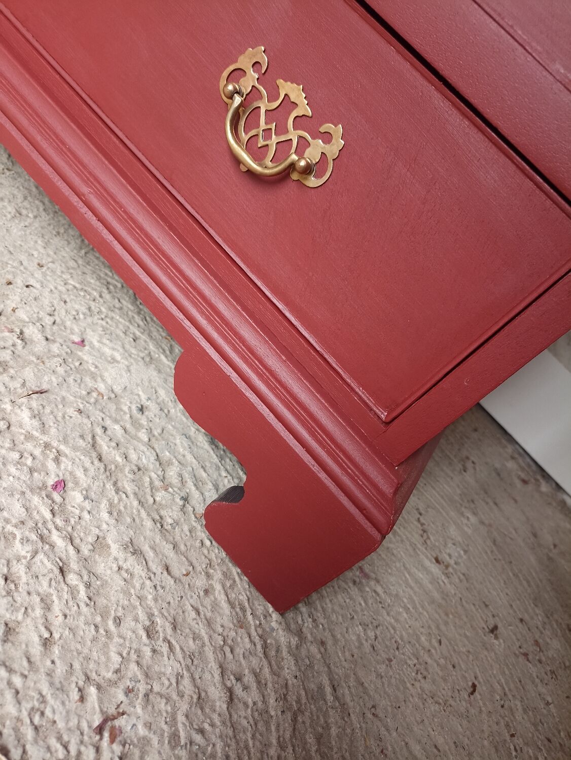 Scriban chest of drawers