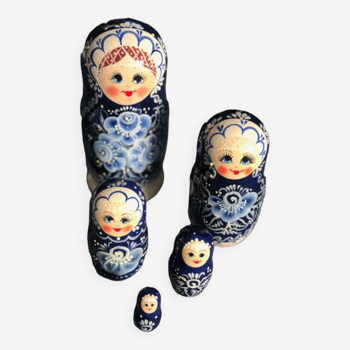 Blue matryoshkas