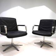 Set of 2 Wilkhahn Delta conference/dining chairs from the Delta Group