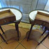 Paire de tables de chevet Anciennes Forme Haricot style Louis XVI- dessus marbre