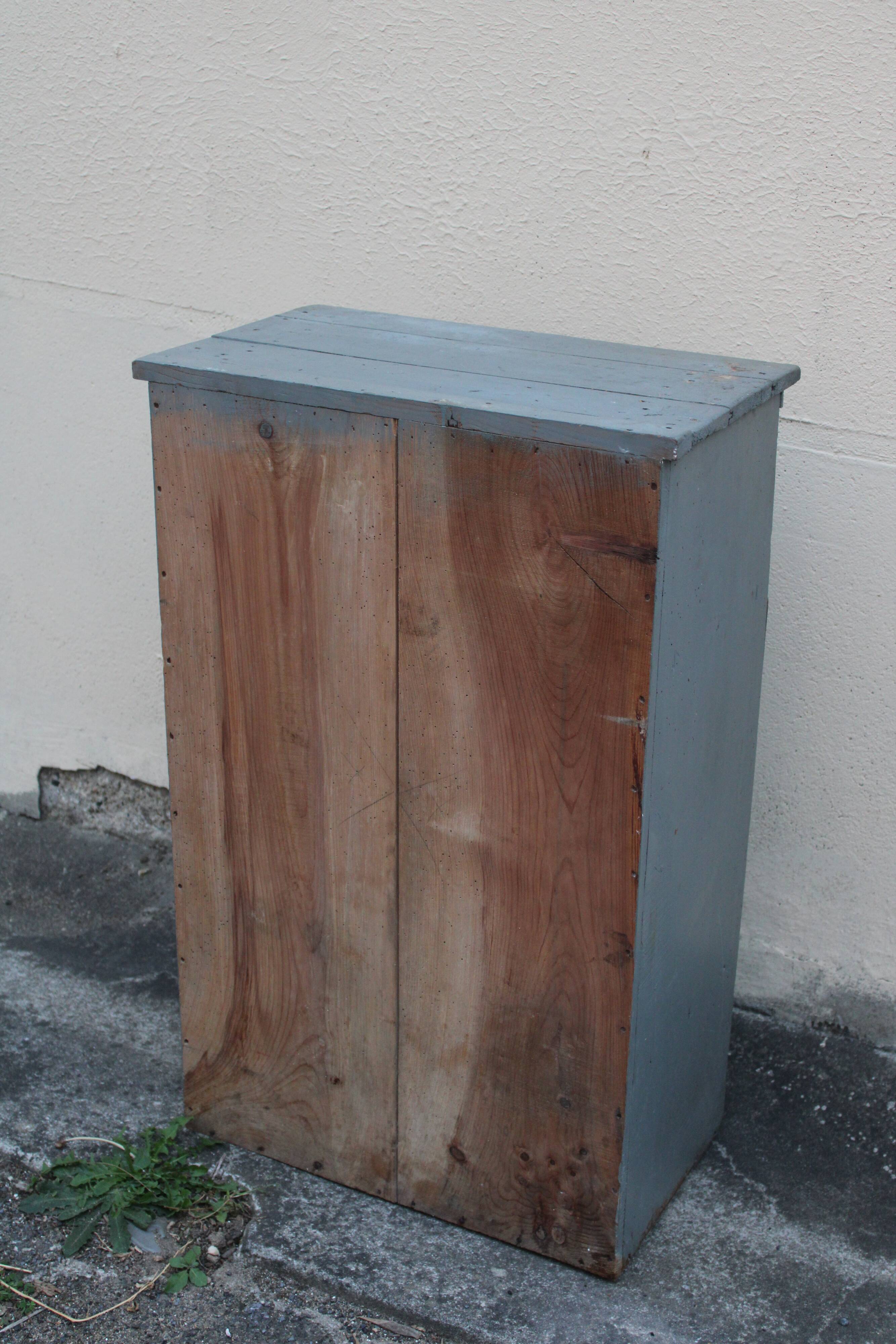 Furniture from craft to drawers