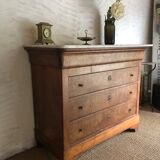 Ancient chest of drawers