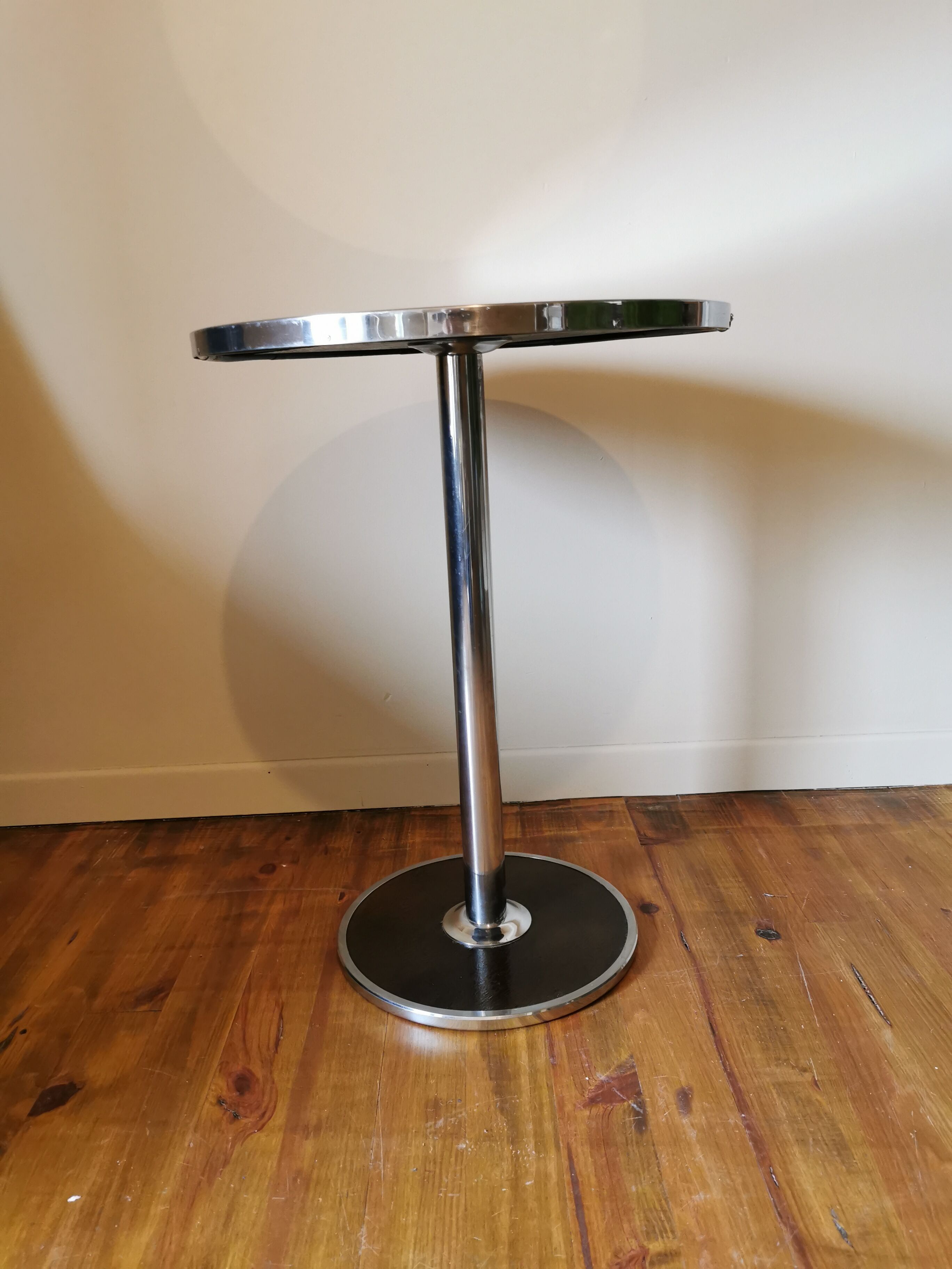 Art Deco Pedestal Table