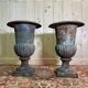 Paire de vases Médicis en fonte de fer