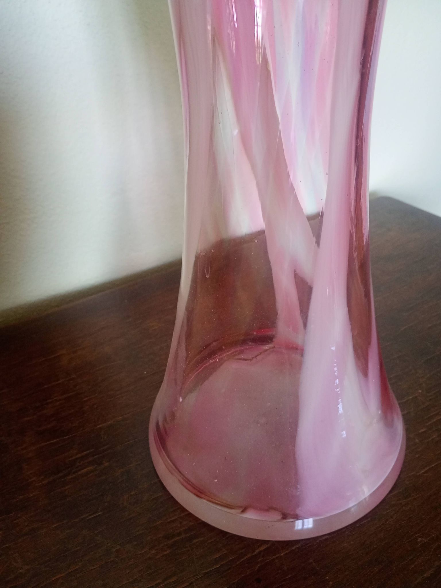 Grand vase corolle évasé 50cm - moucheté rose & blanc Design 70'