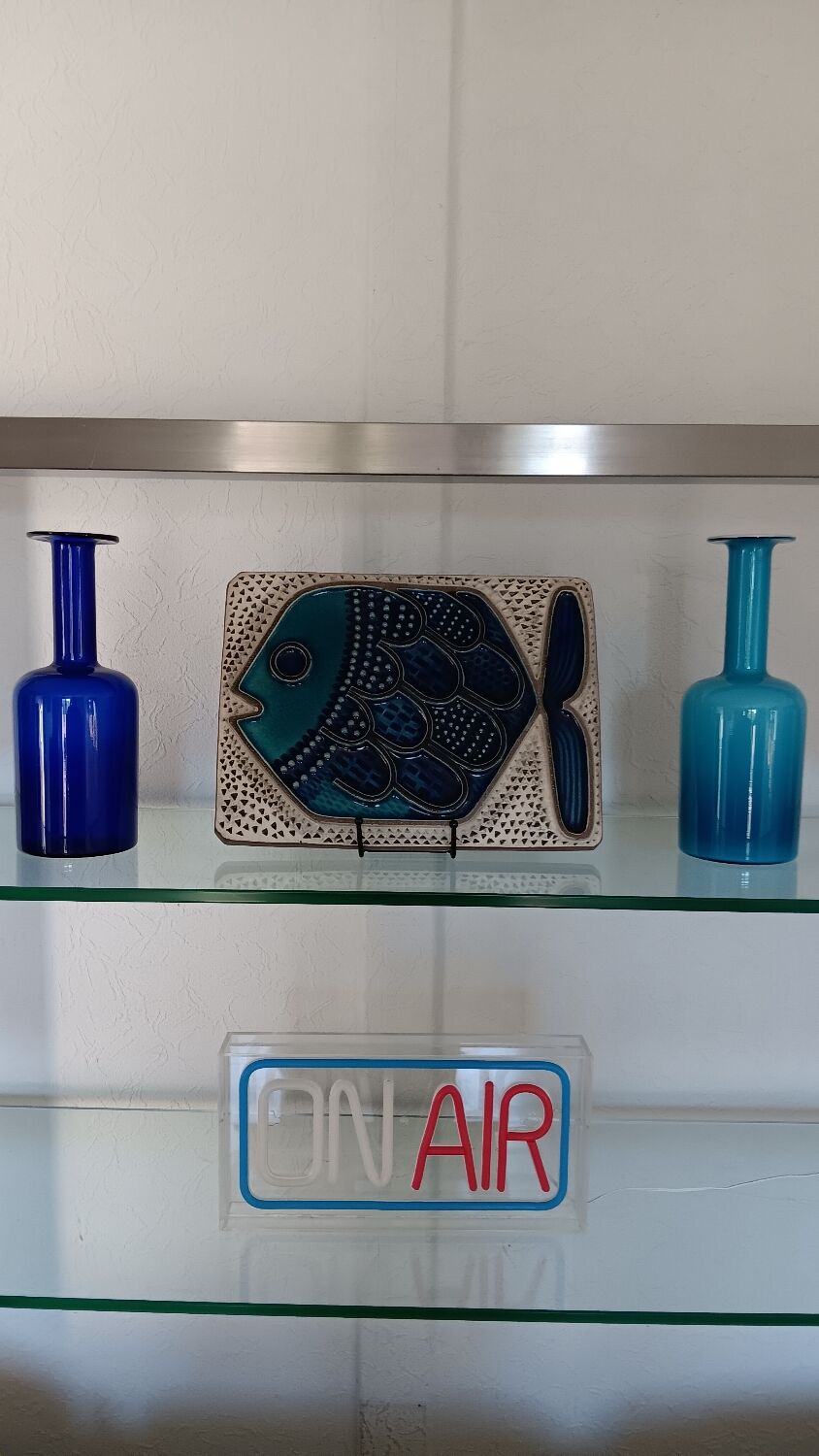 Plaque murale suédoise de Mari Simmulson pour Upsala Ekeby