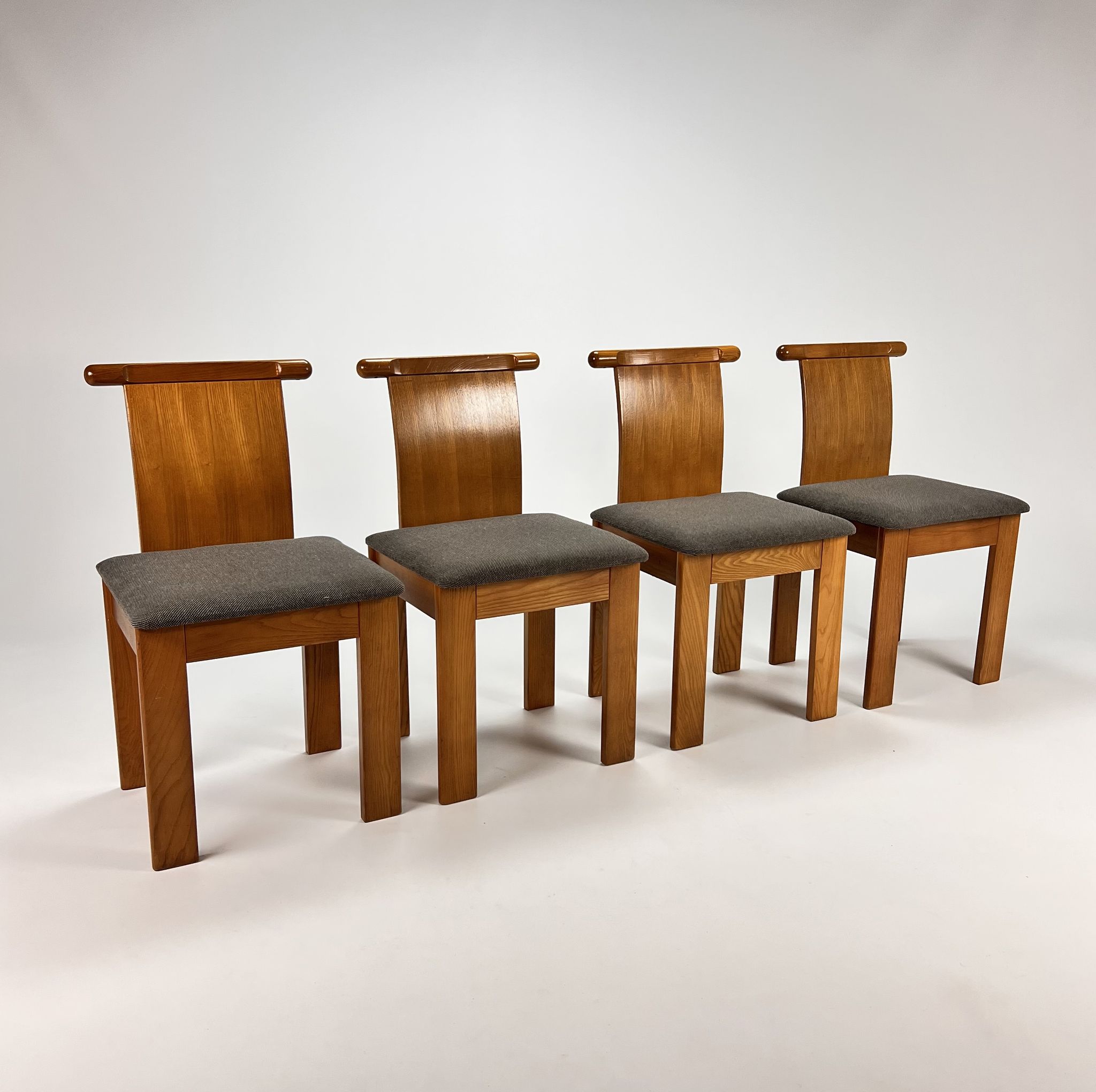 Set of 4 Italian Design Birchwood Dining Chairs, 1970s