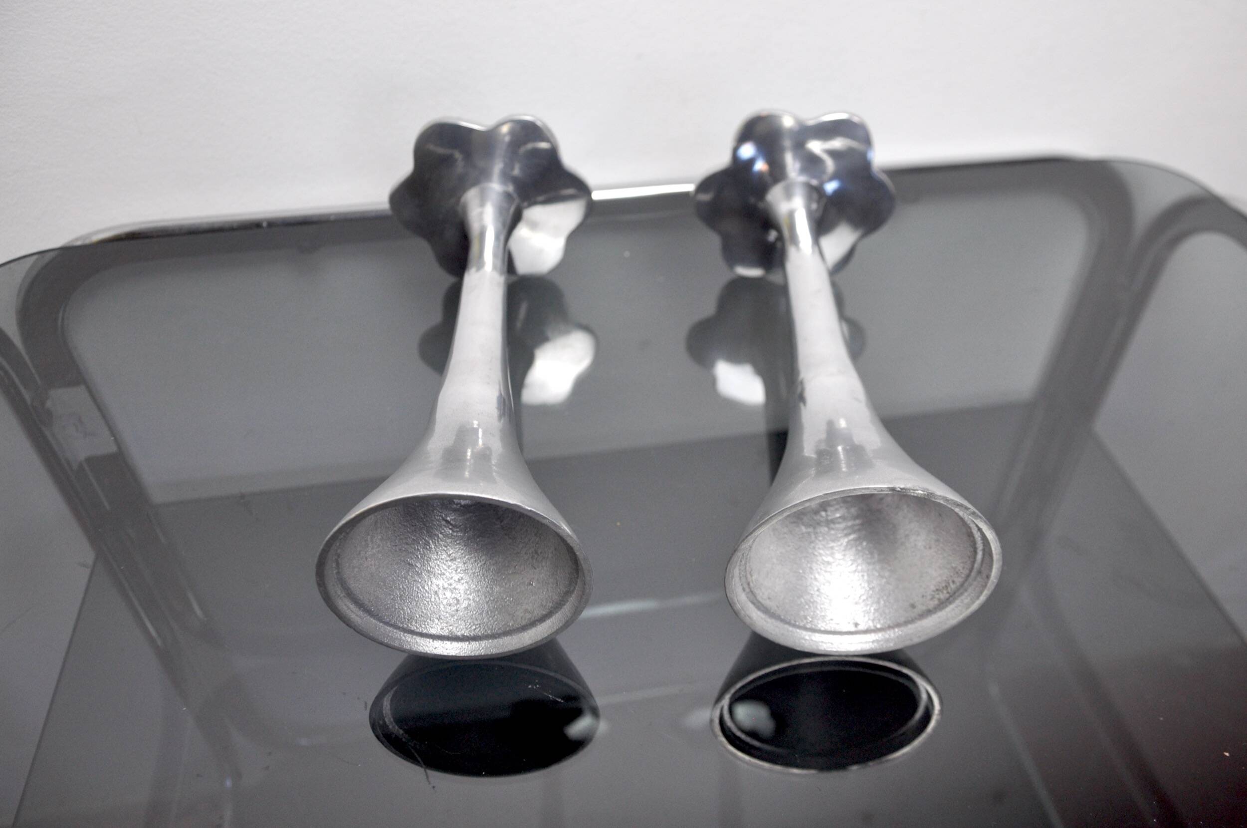 Pair of floral candlesticks by art3, aluminum and blue enameled ceramic, spain, 1980