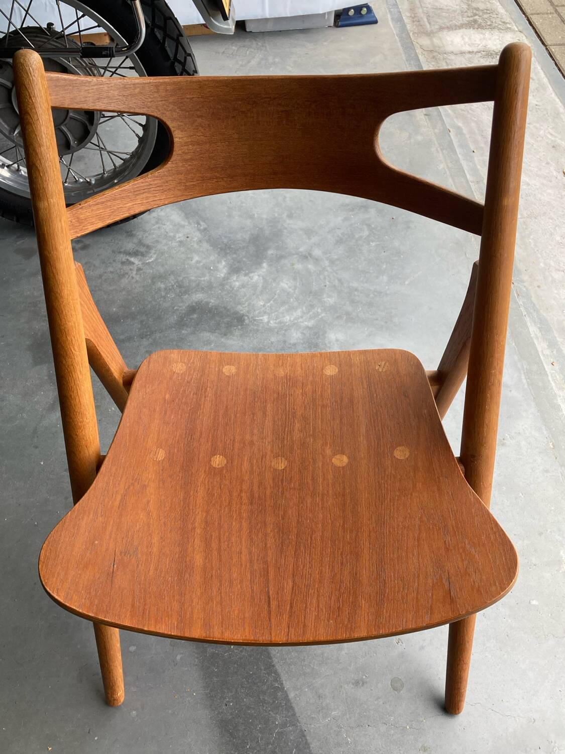 Chaises CH29 Sawbuck par Hans Wegner pour Carl Hansen & Son. Lot de 4