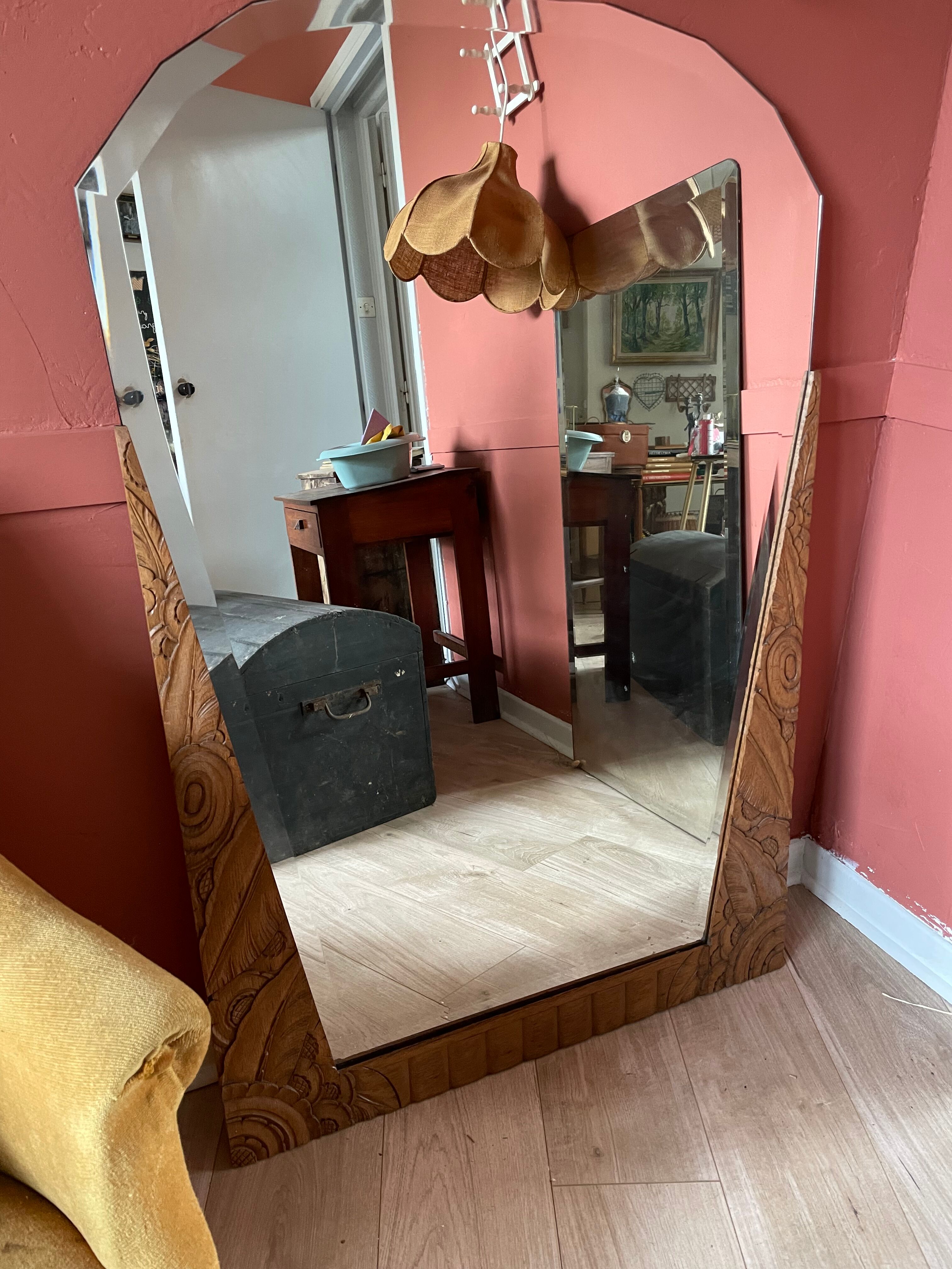 Wood beveled mirror
