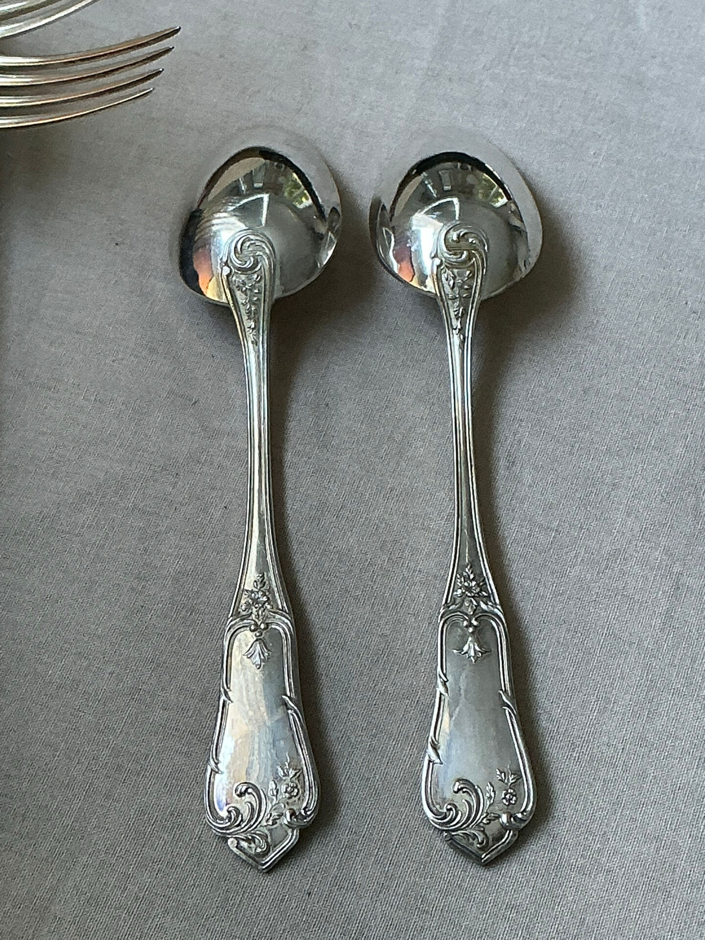 Elegant cutlery set 1900-1910 Boulenger "White 84" 24 place settings