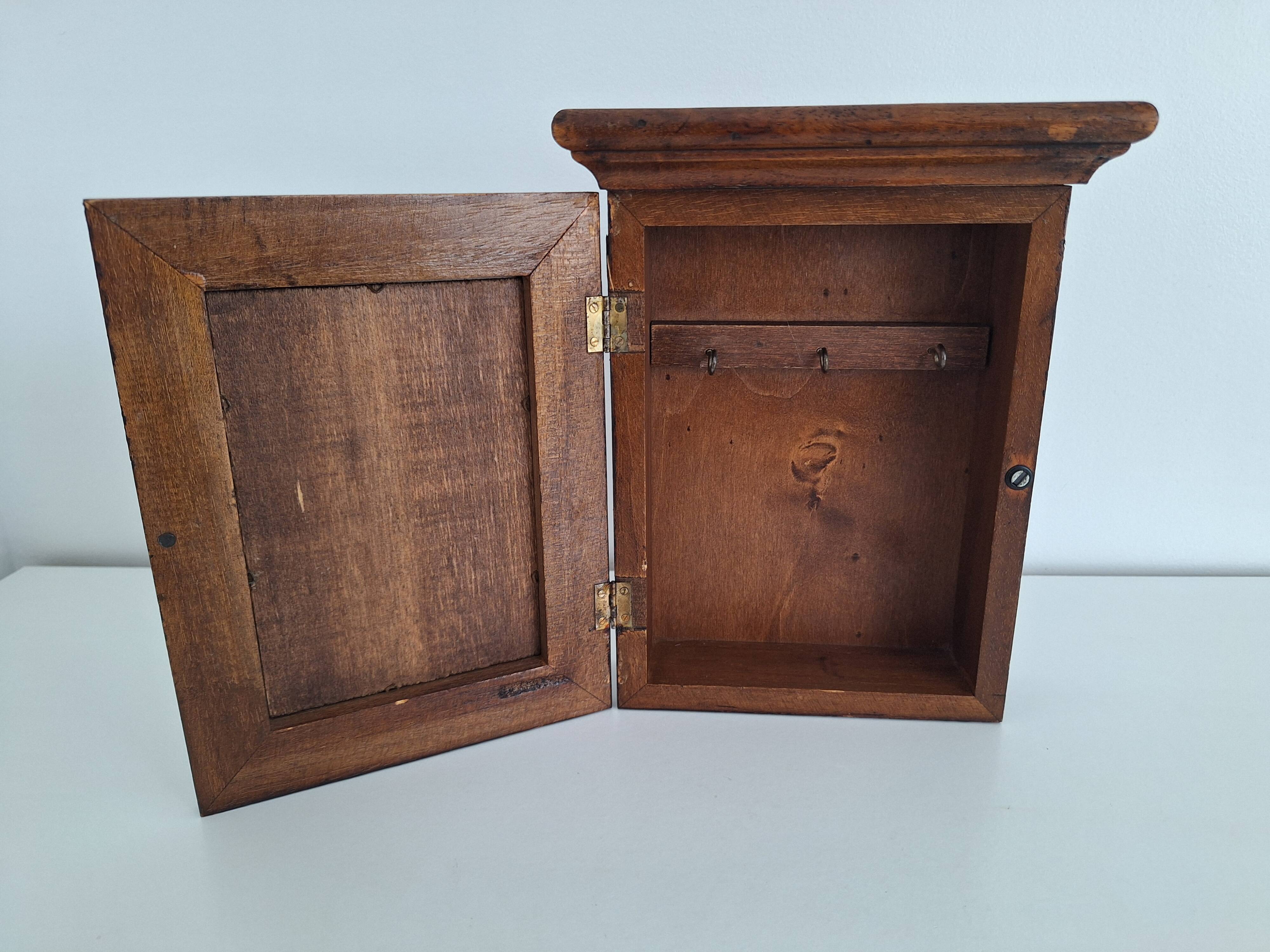 Boîte à clés vintage