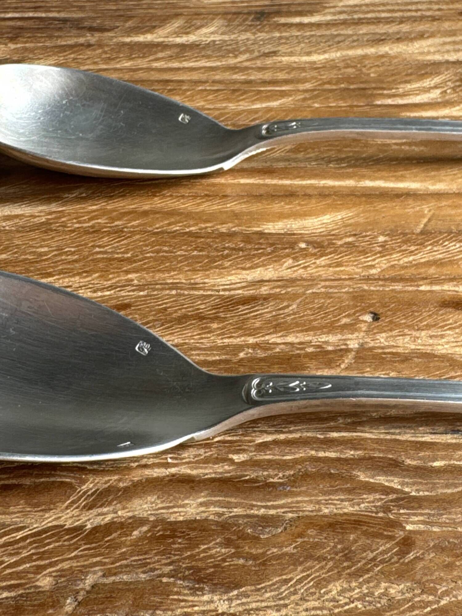 Silver-plated salad cutlery with laurel decoration in the Louis XVI style L27