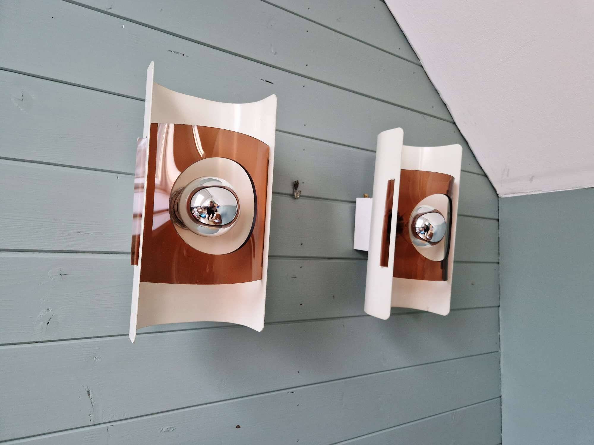 Pair of Space Age wall lights, white lacquered metal and smoked plexiglass